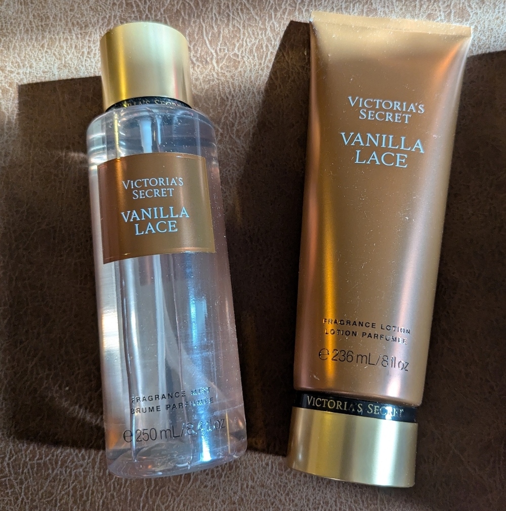 NWT Victoria Secret Set Lotion And Mist Vanilla Lacein Boxes